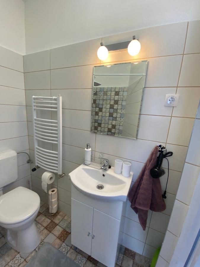 Rad-Var Apartmanhaz Erlau Exterior foto