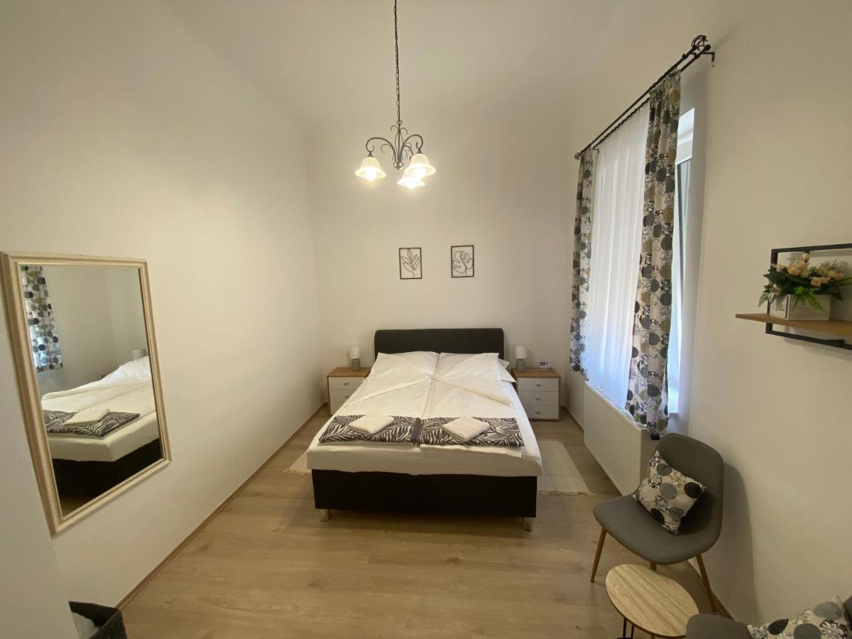 Rad-Var Apartmanhaz Erlau Exterior foto
