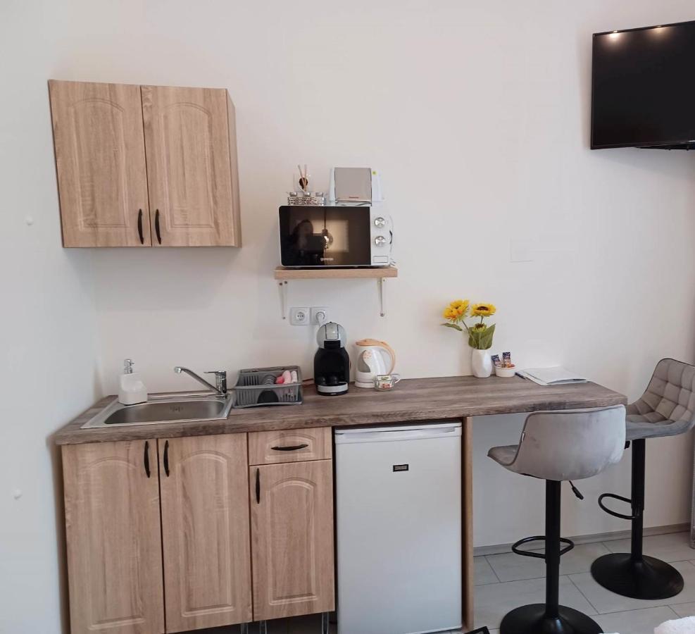 Rad-Var Apartmanhaz Erlau Exterior foto