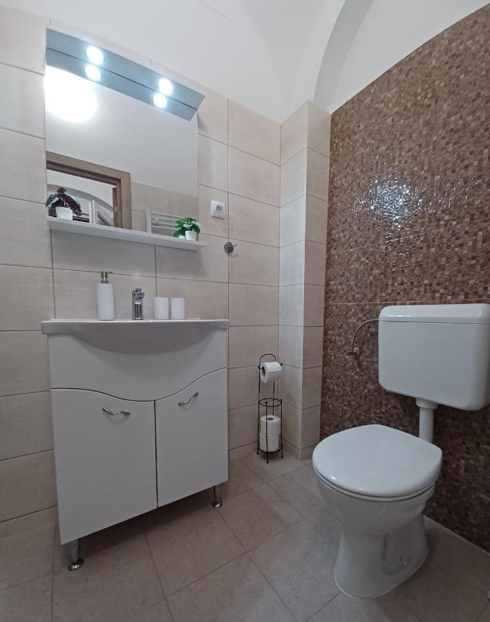 Rad-Var Apartmanhaz Erlau Exterior foto
